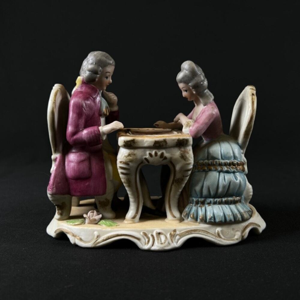 Capodimonte Vintage Porcelain Couple Playing Checkers Figurine Antique statue